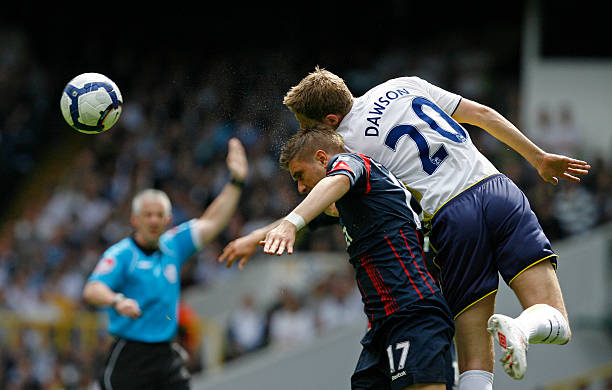 出一条引人 出一条引人