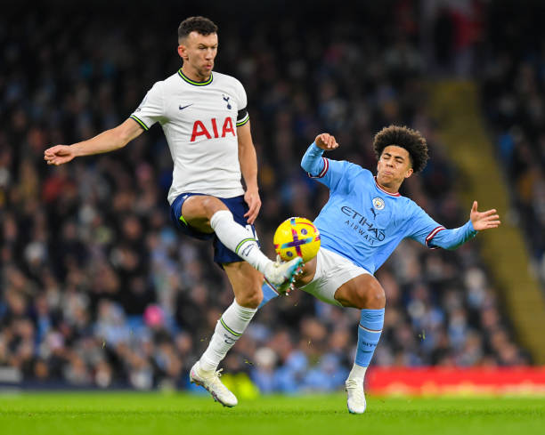 曾在本菲卡 曾在本菲卡