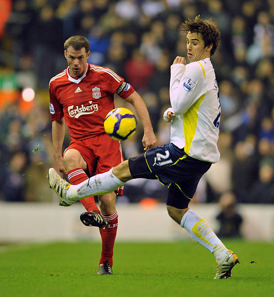 承担起更多 承担起更多